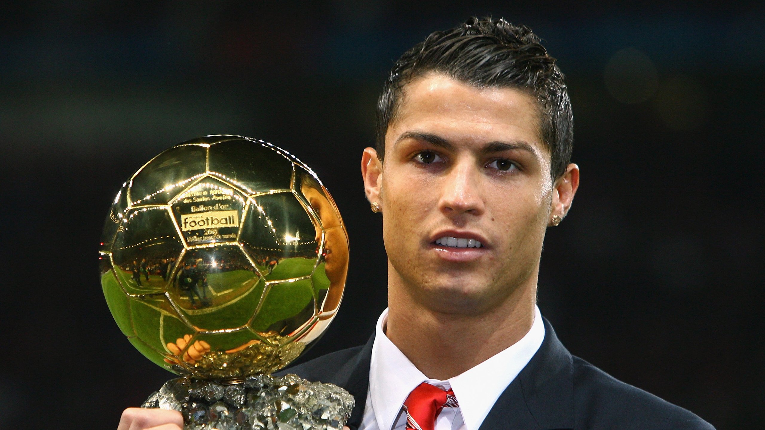 开云体育下载-青训人才是否过早参与商业比赛影响成长，青训需要什么资格